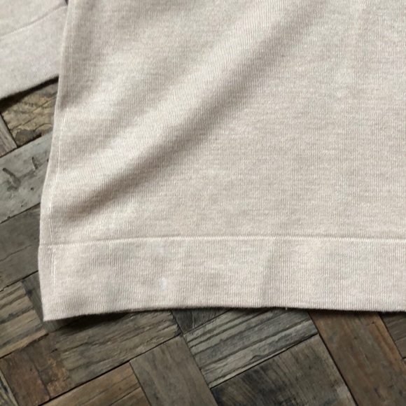 Calvin Klein Vneck tan sweater - Picture 4 of 6